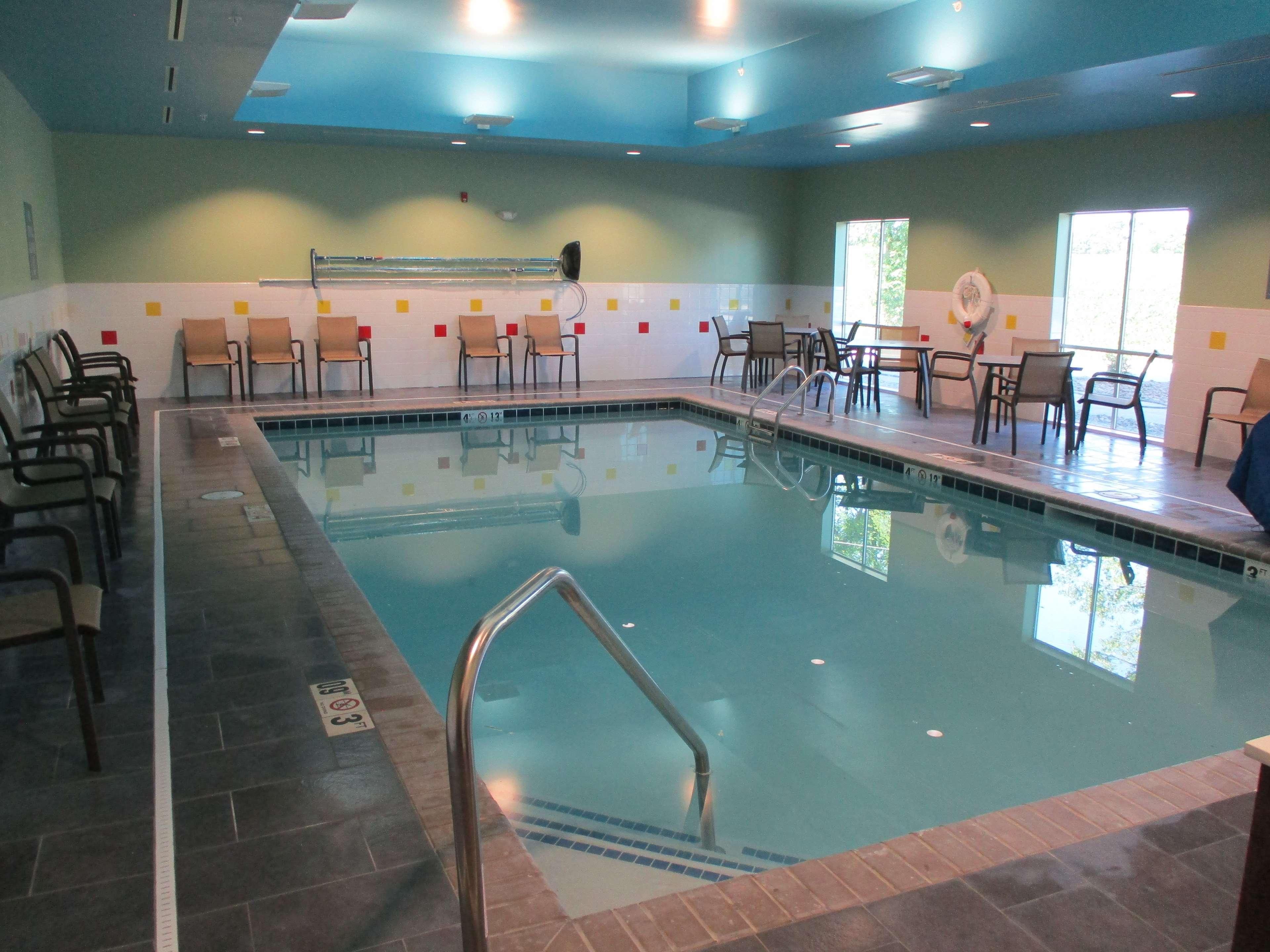 La Quinta Inn & Suites By Wyndham Jackson-Cape Girardeau Eksteriør bilde