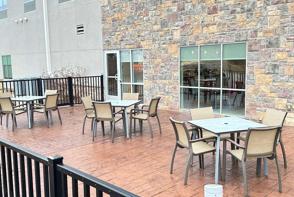 La Quinta Inn & Suites By Wyndham Jackson-Cape Girardeau Fasiliteter bilde