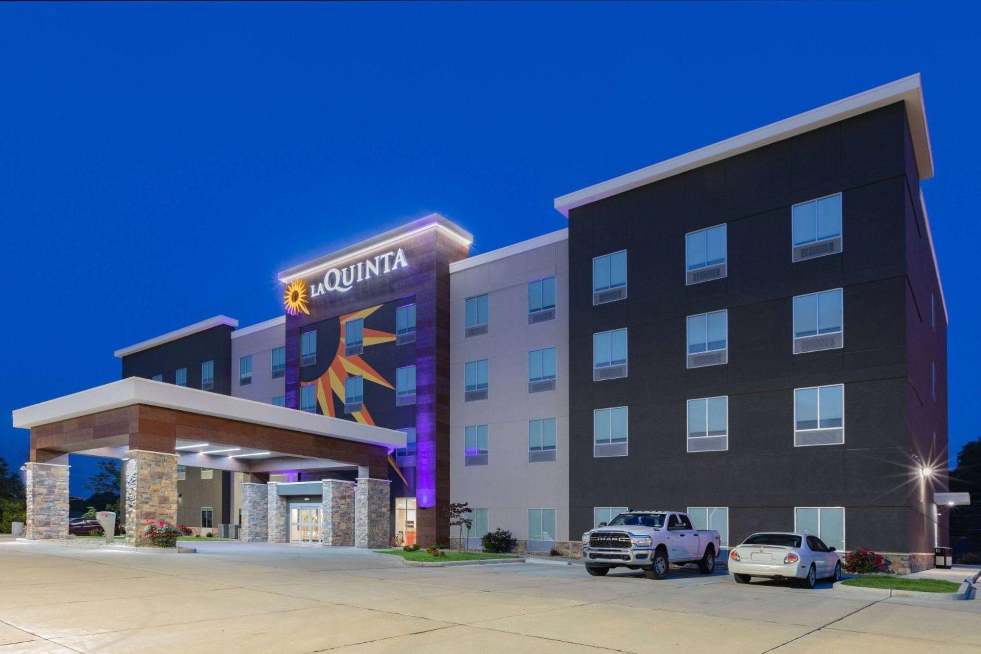 La Quinta Inn & Suites By Wyndham Jackson-Cape Girardeau Eksteriør bilde